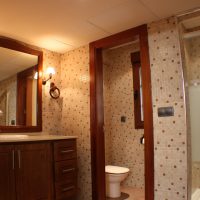 BATHROOM-BY-SWIMMING-POOLS-3