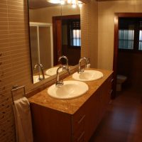SOUTH_BATHROOM--1